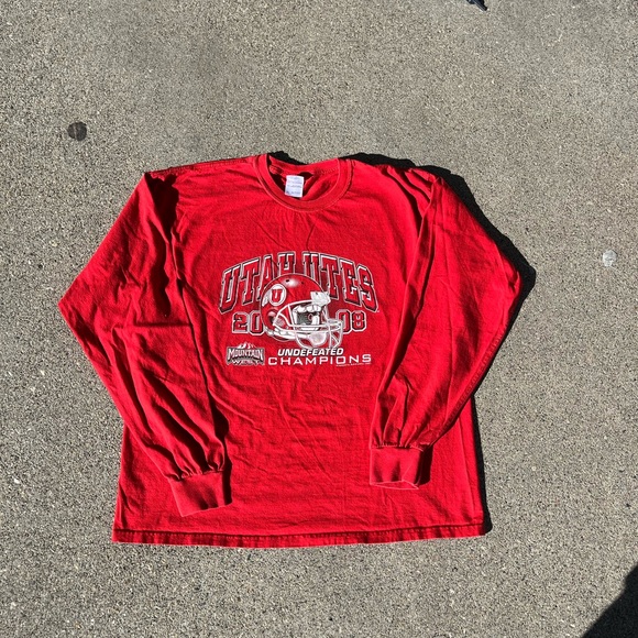 utah champ T - Picture 1 of 4